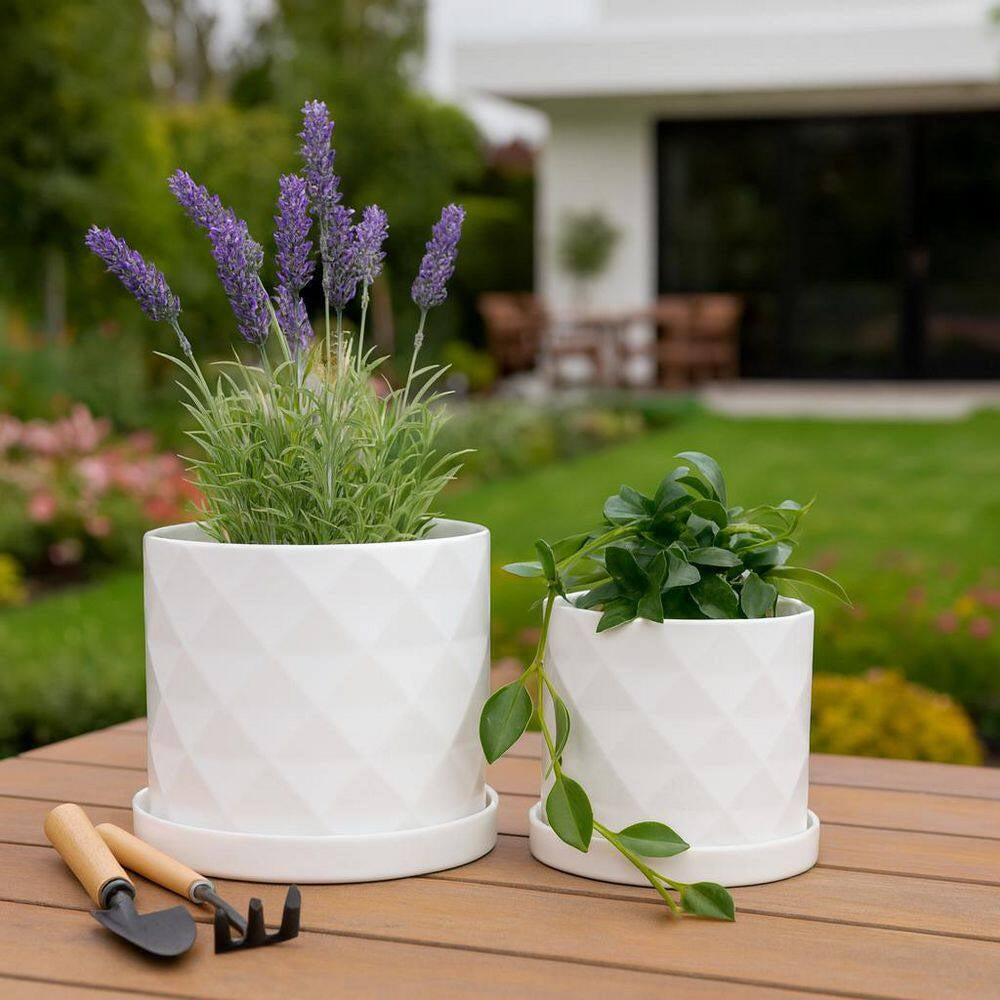 10 In. and 12 In. White Ceramic Geometric Texture Decorative Pots (Set of 2)